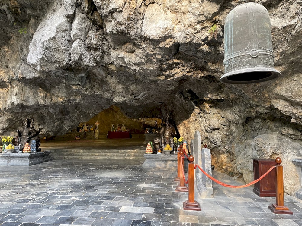m Tien offers a space where nature and spirituality intertwine in peaceful harmony